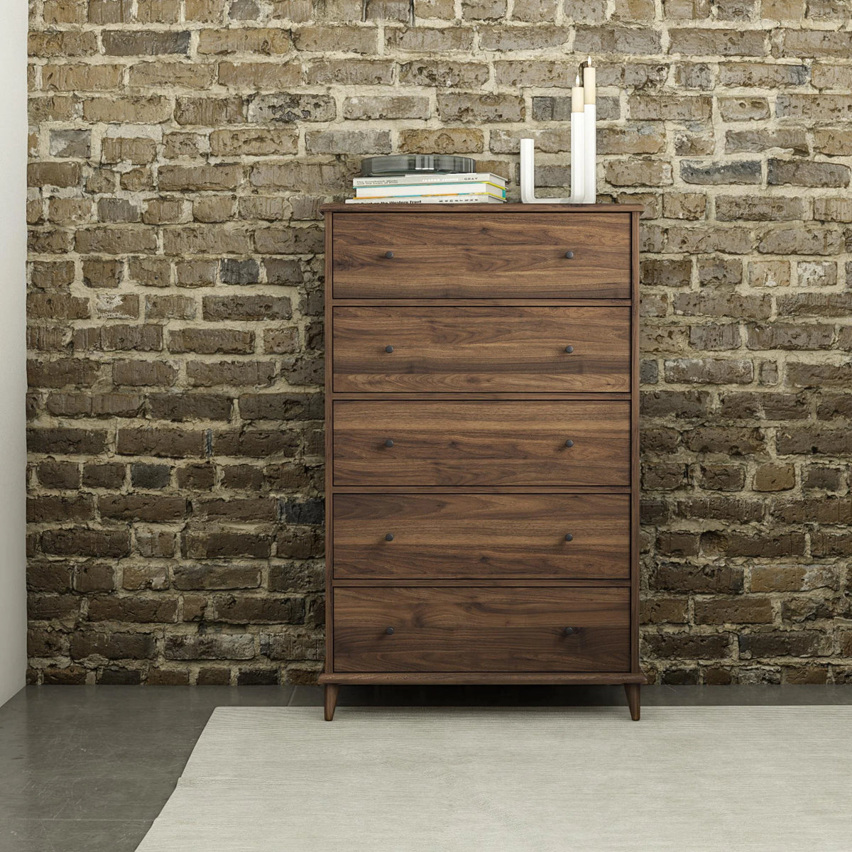 Ivory Oak 5-Drawer Dresser H47379