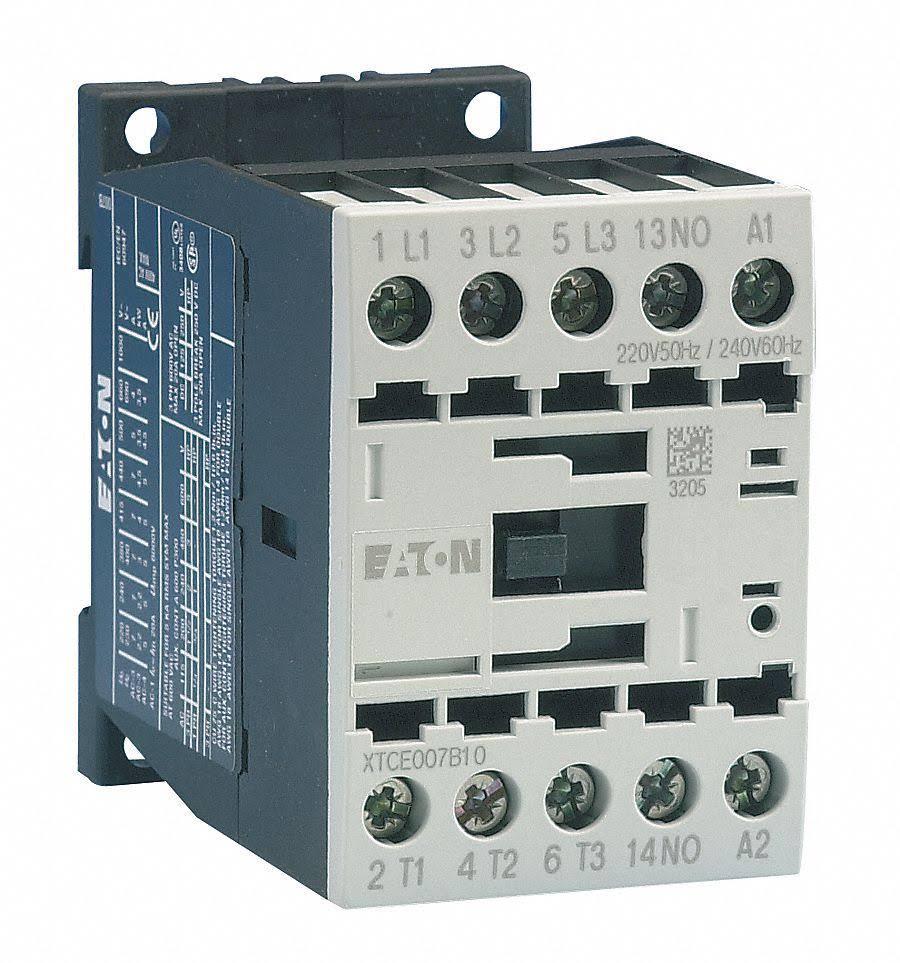 240V AC IEC Magnetic Contactor, 3 Poles, 9 A Full Load Amps-Inductive S806159