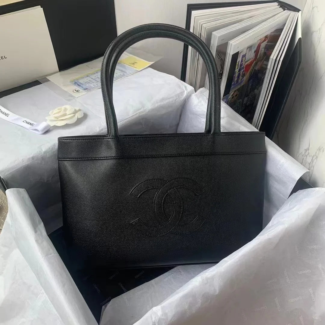 Black Caviar Tote I27906