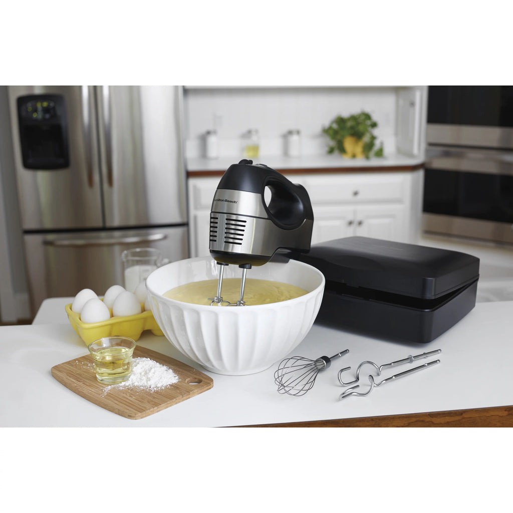 6-Speed Hand Mixer with QuickBurst, Black M897093