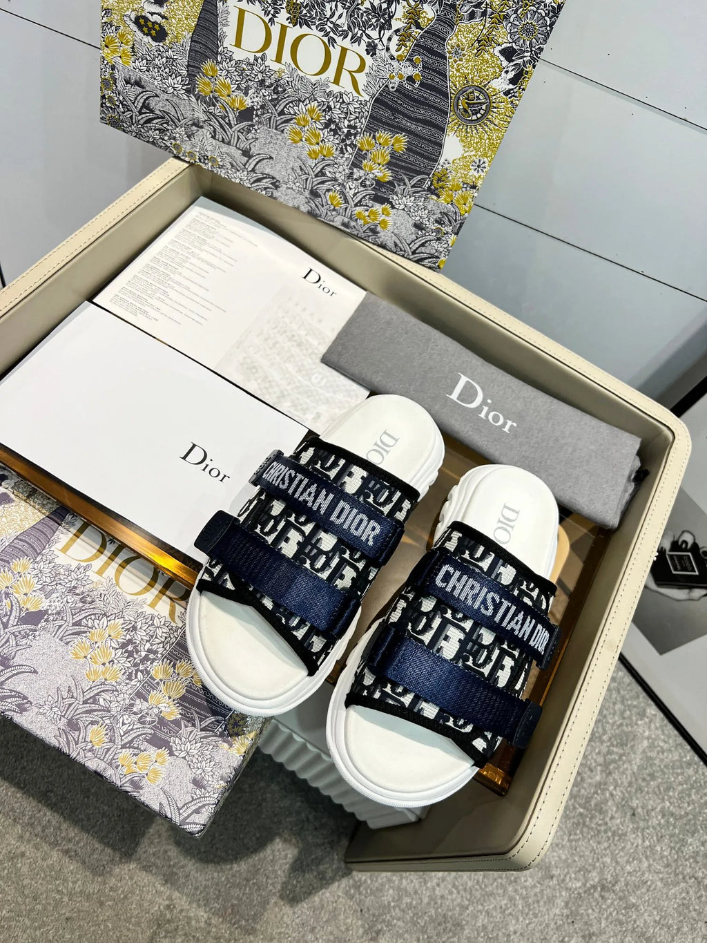Men and Women Slippers Heels 5 cm M3392