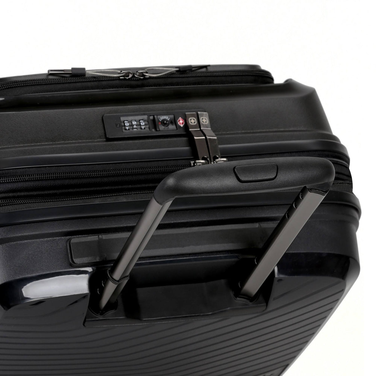 Black Hardside Expandable Carry On Suitcase Y775