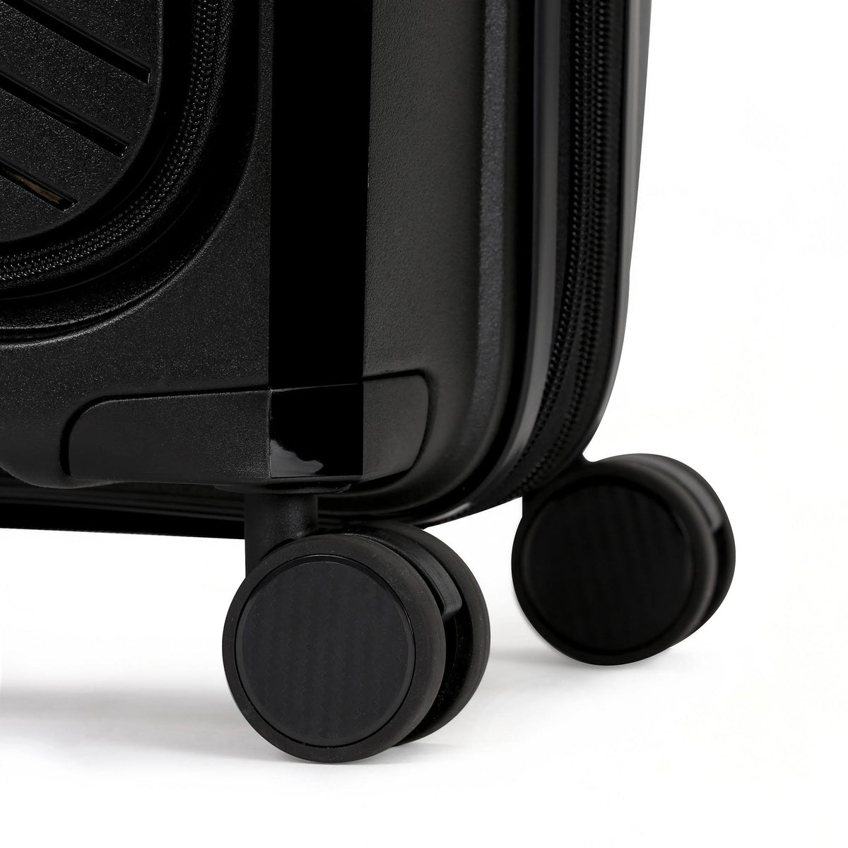 Black Hardside Expandable Carry On Suitcase Y775