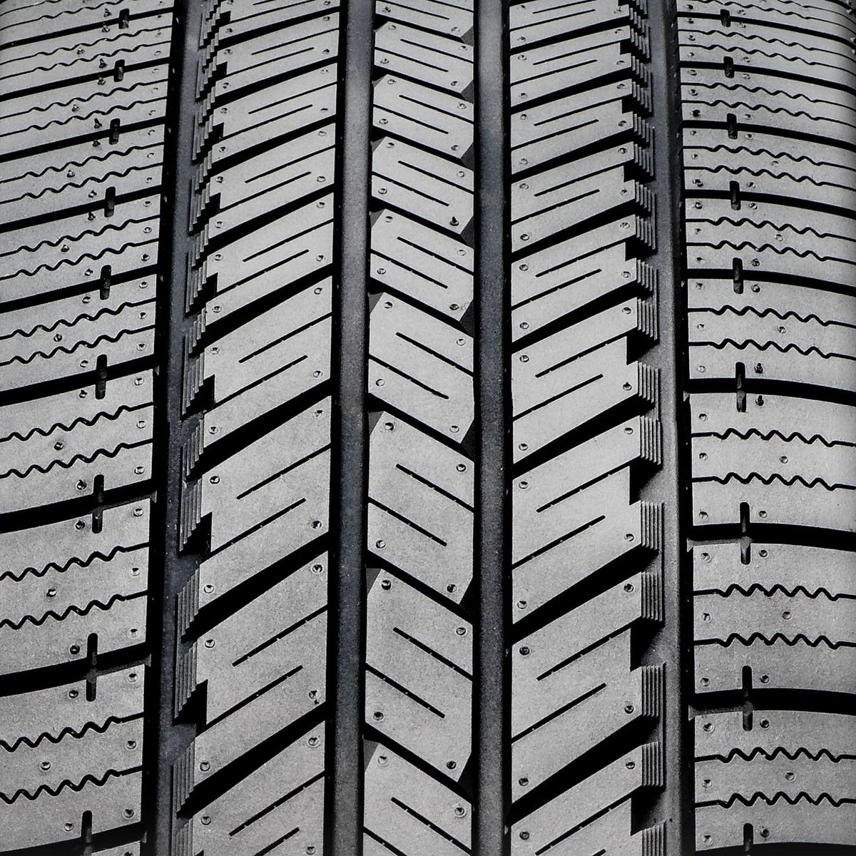All Season 265/60R18 110T Light Truck Tire R711431