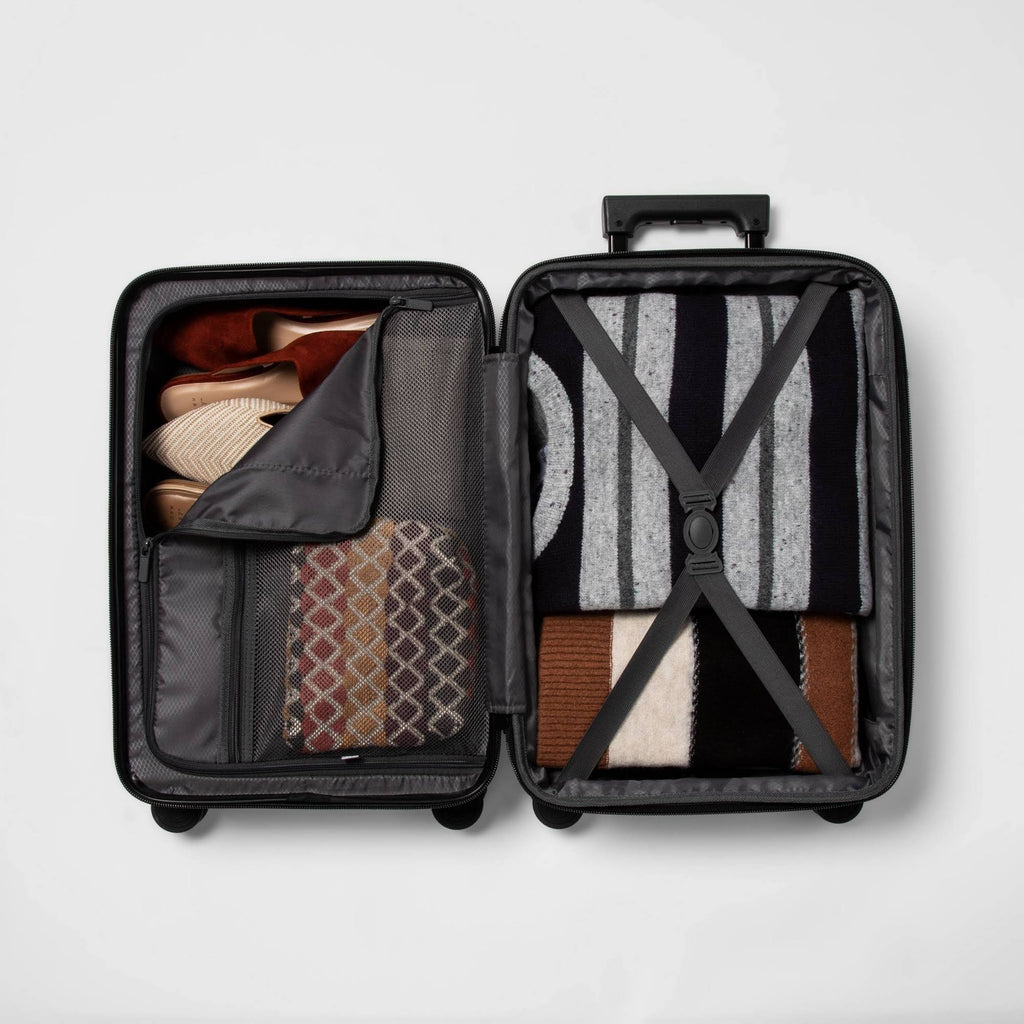 20x22 Carry on Spinner Suitcase Green T98787