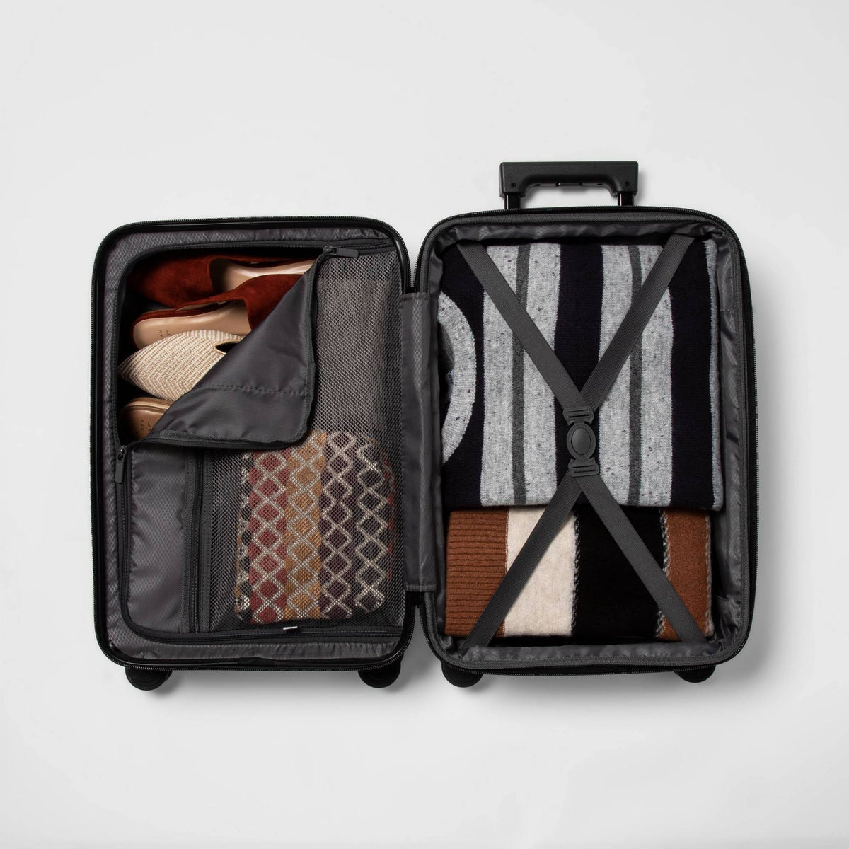 20x22 Carry on Spinner Suitcase Green T98787