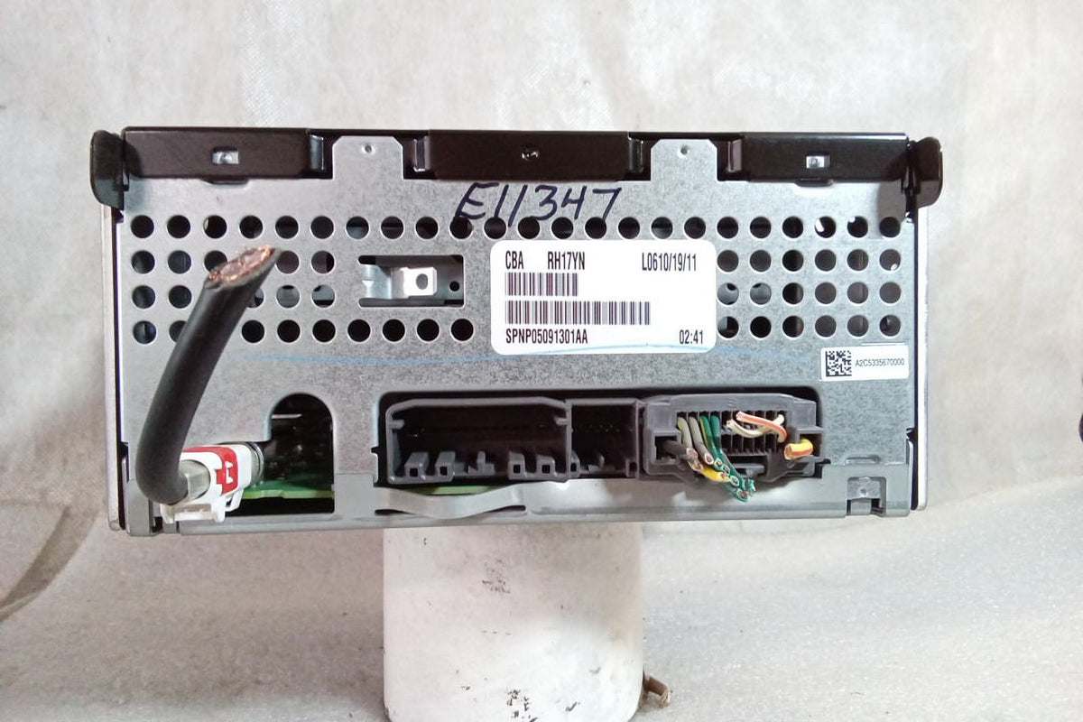 2010 Dodge Caravan AM FM CD MP3 Receiver W62041