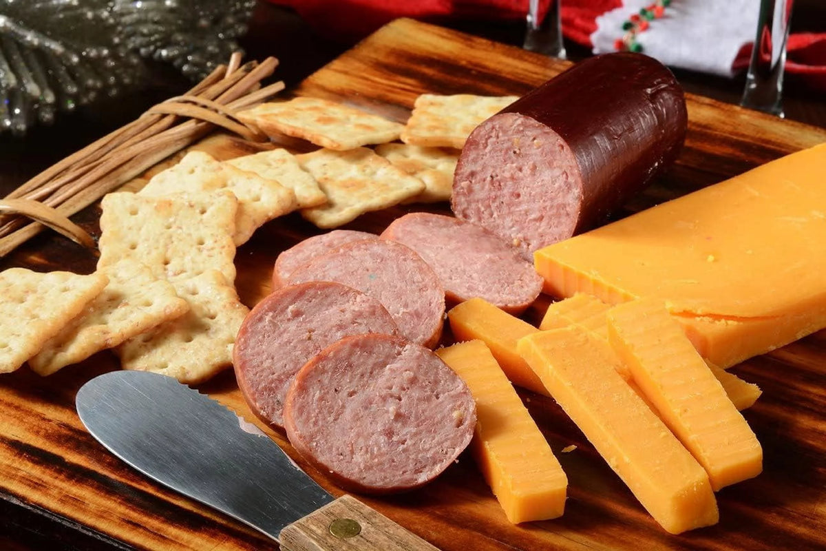 100% Wisconsin Cheese Cracker & Sausage Sampler Gift Basket P770