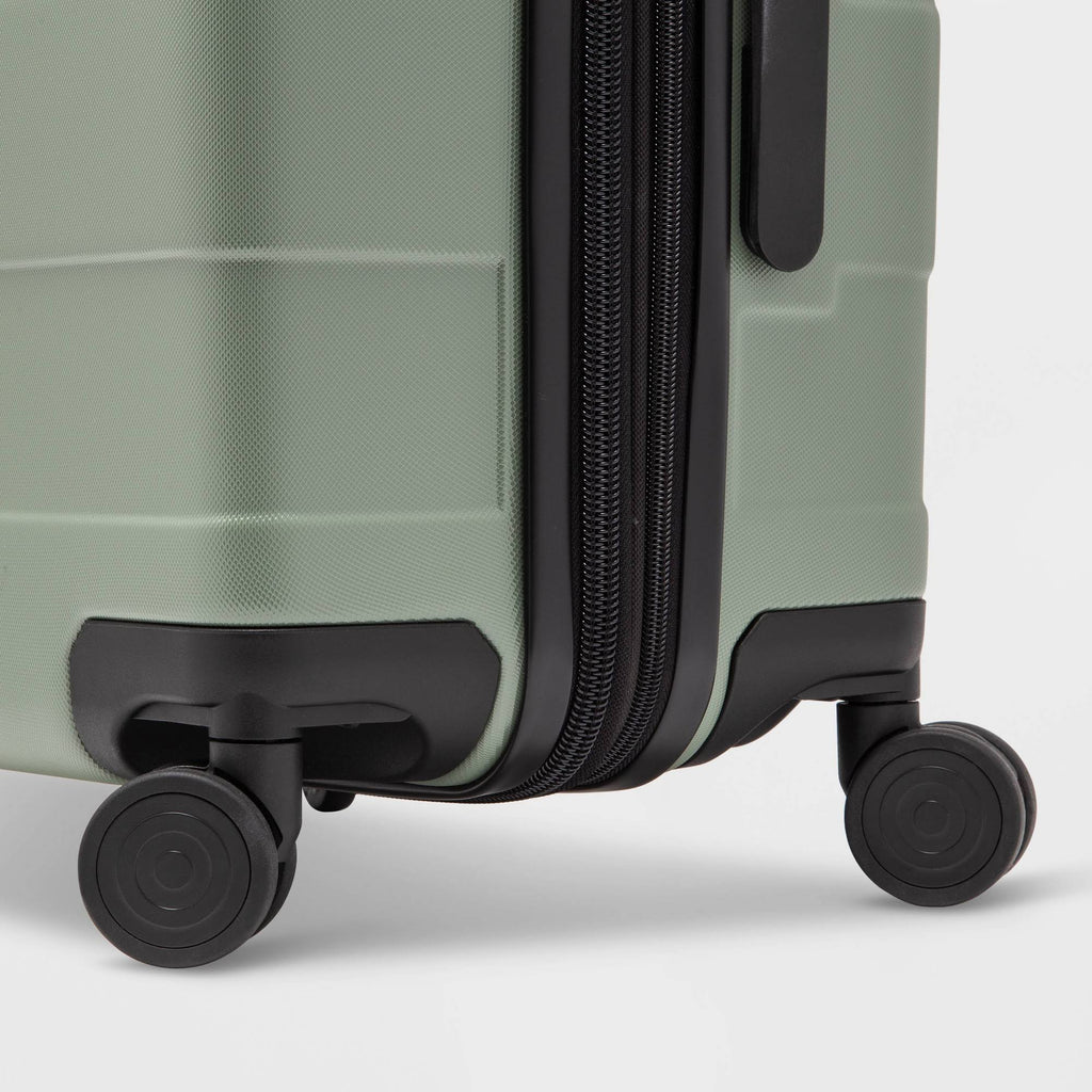 20x22 Carry on Spinner Suitcase Green T98787