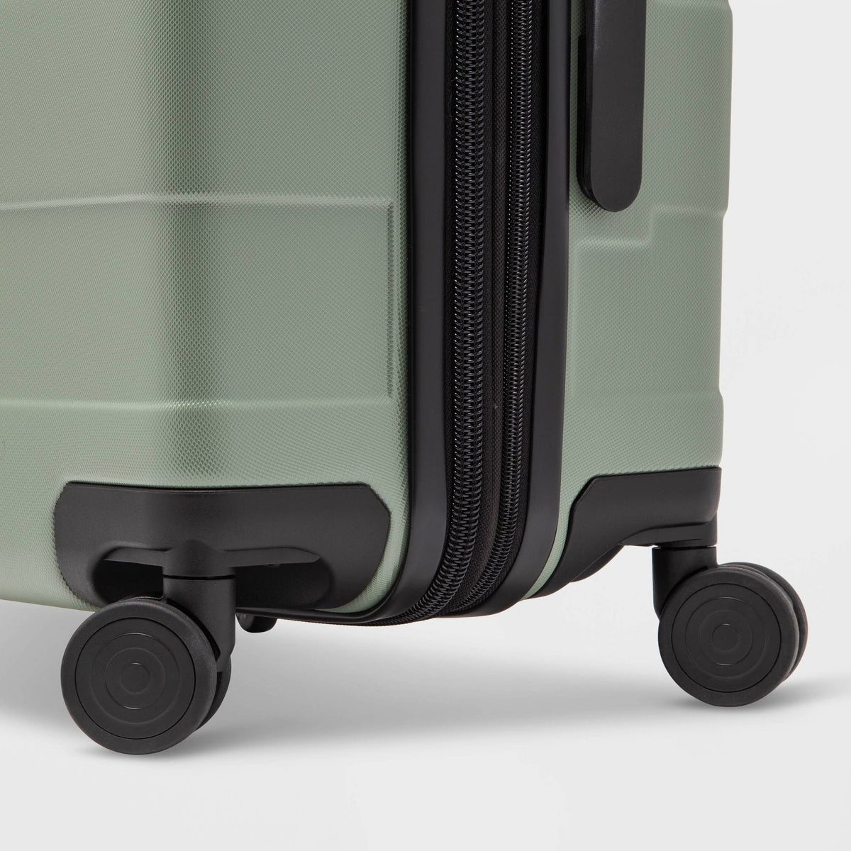 20x22 Carry on Spinner Suitcase Green T98787