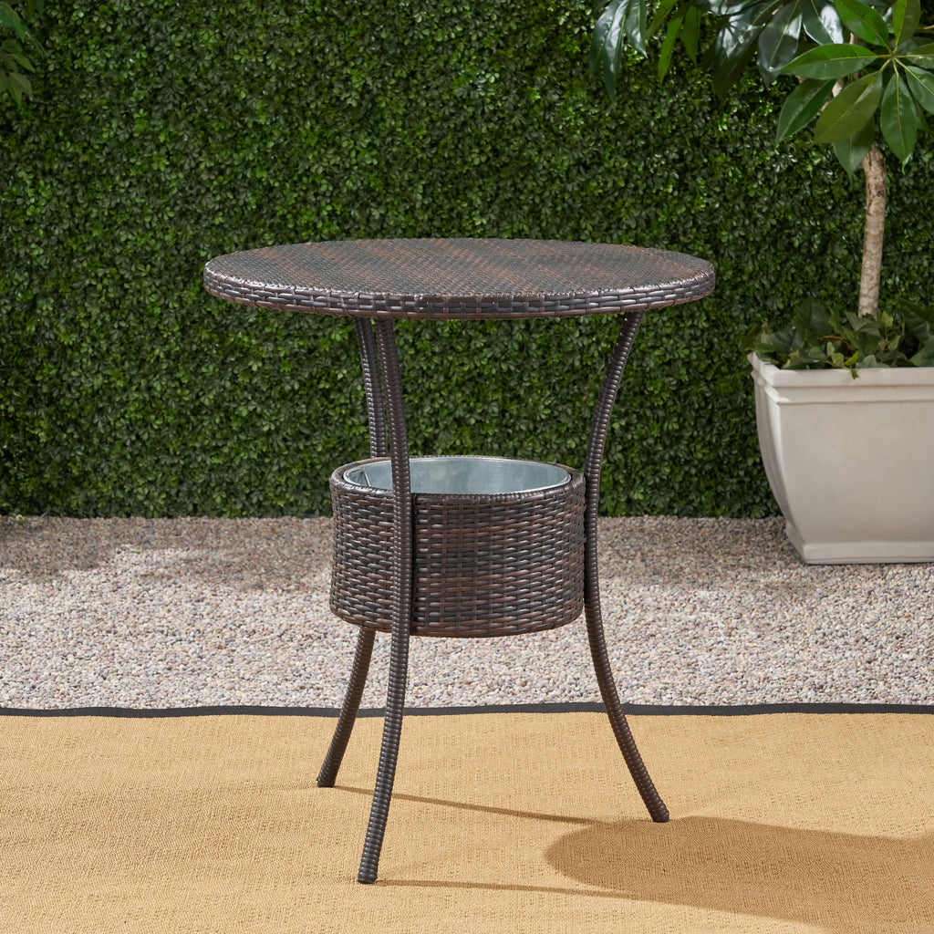 Round Wicker Table with Ice Pail T439