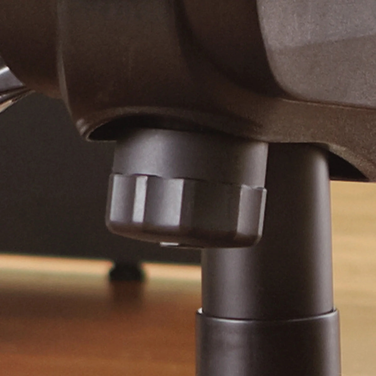 Black Mesh Mid-Back Multifunction Chair I94172