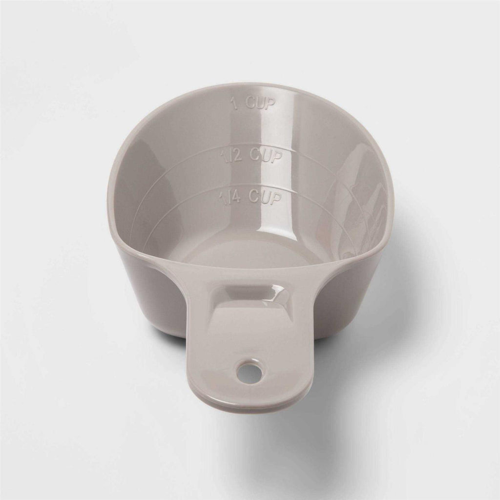 Pet Food Storage Tub with Built-in Scoop U16467