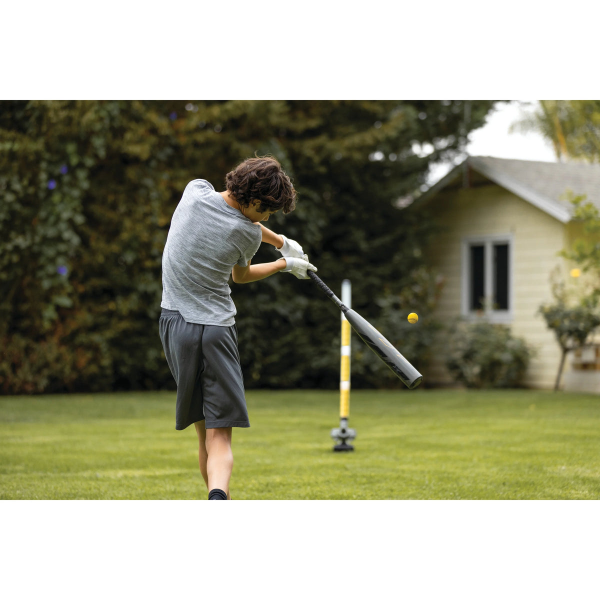 Lightweight Portable Automatic Pitching Machine with 26 Ball Capacity T84450