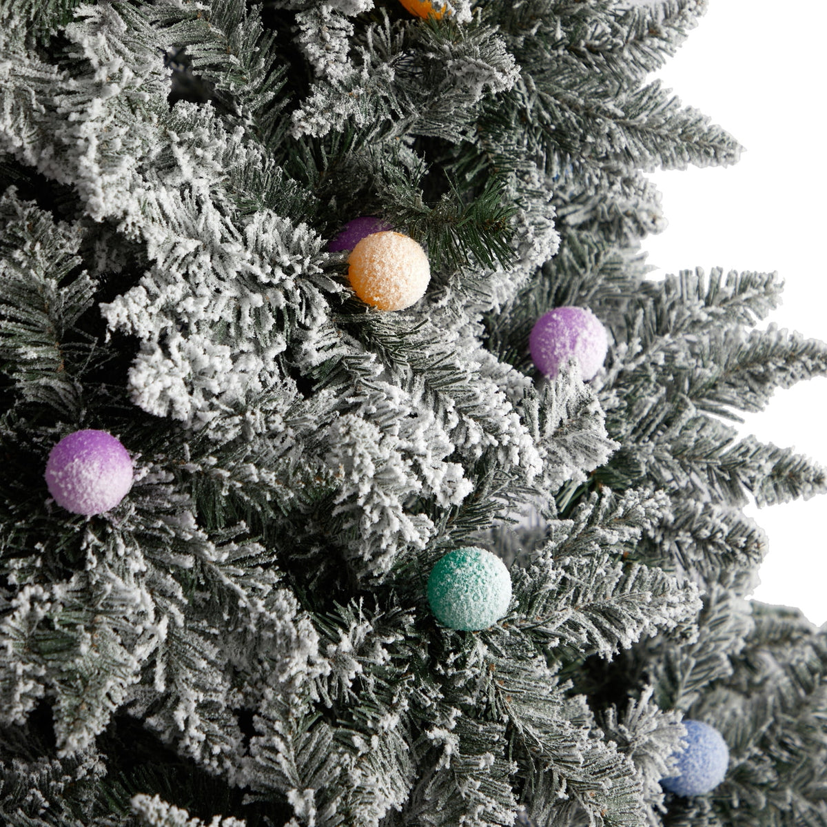 9.5Ft. Artificial Christmas Tree With 150 Multi Color Globe Bulbs And 2297 Bendable Branches K6717