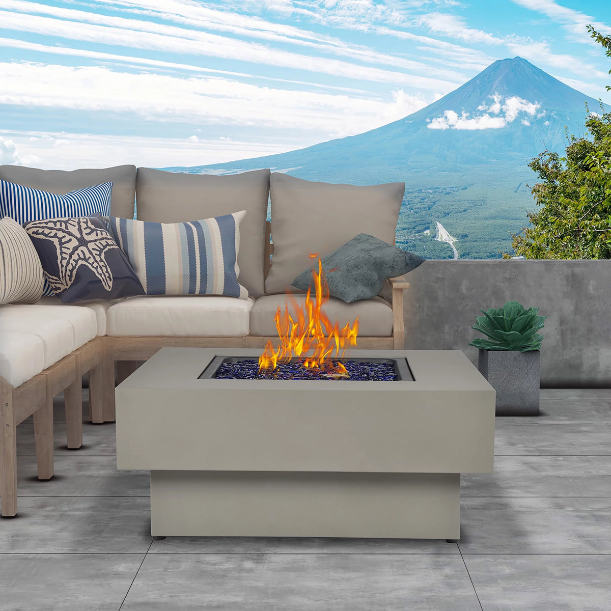 Round 50,000 BTU Gas Fire Pit Table with Lid J496997