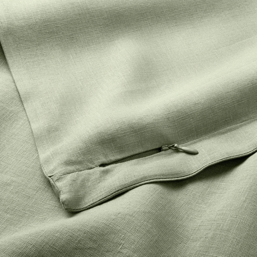 Sage Green Linen Duvet and Sham Set P612361