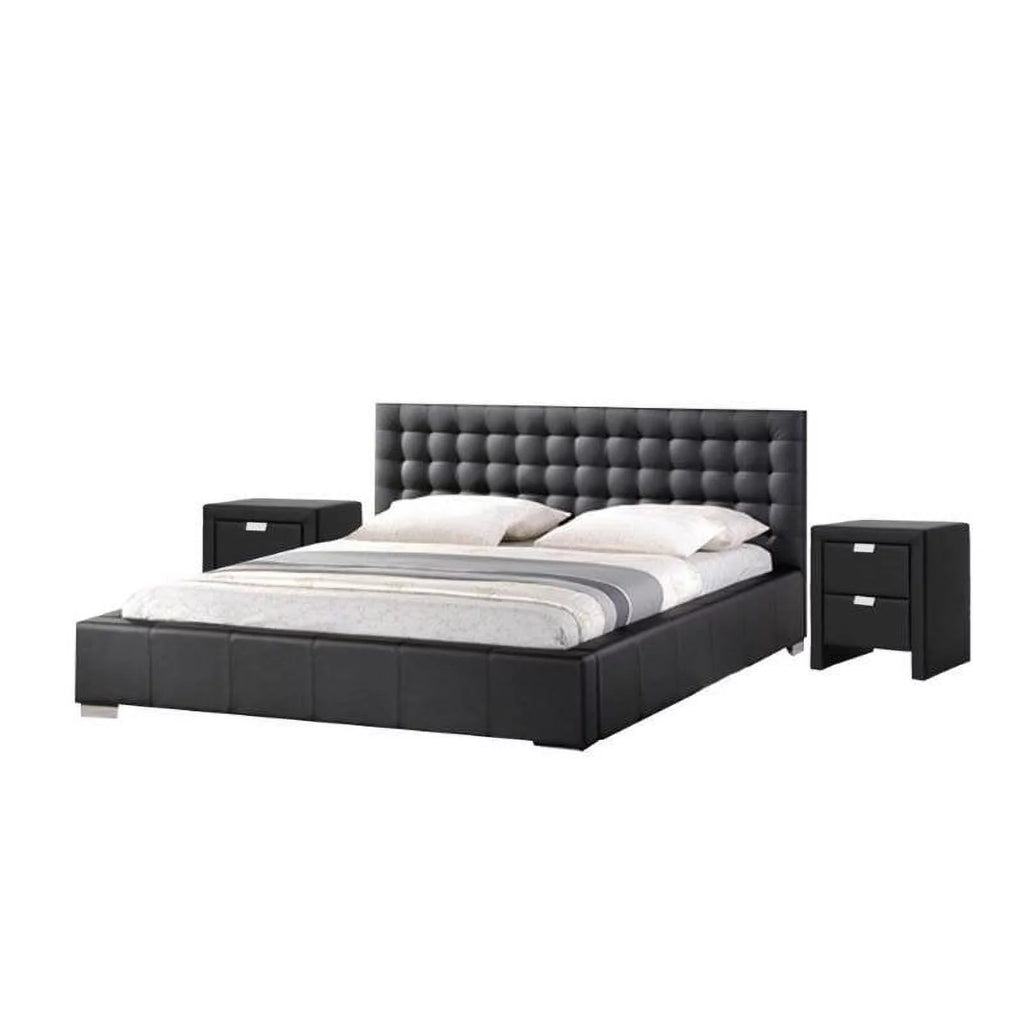 3 Piece Bedroom Set with Queen Platform Bed and Set of 2 Nightstand in Black R368