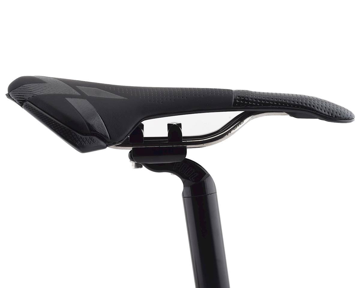 Black Saddle Q414093