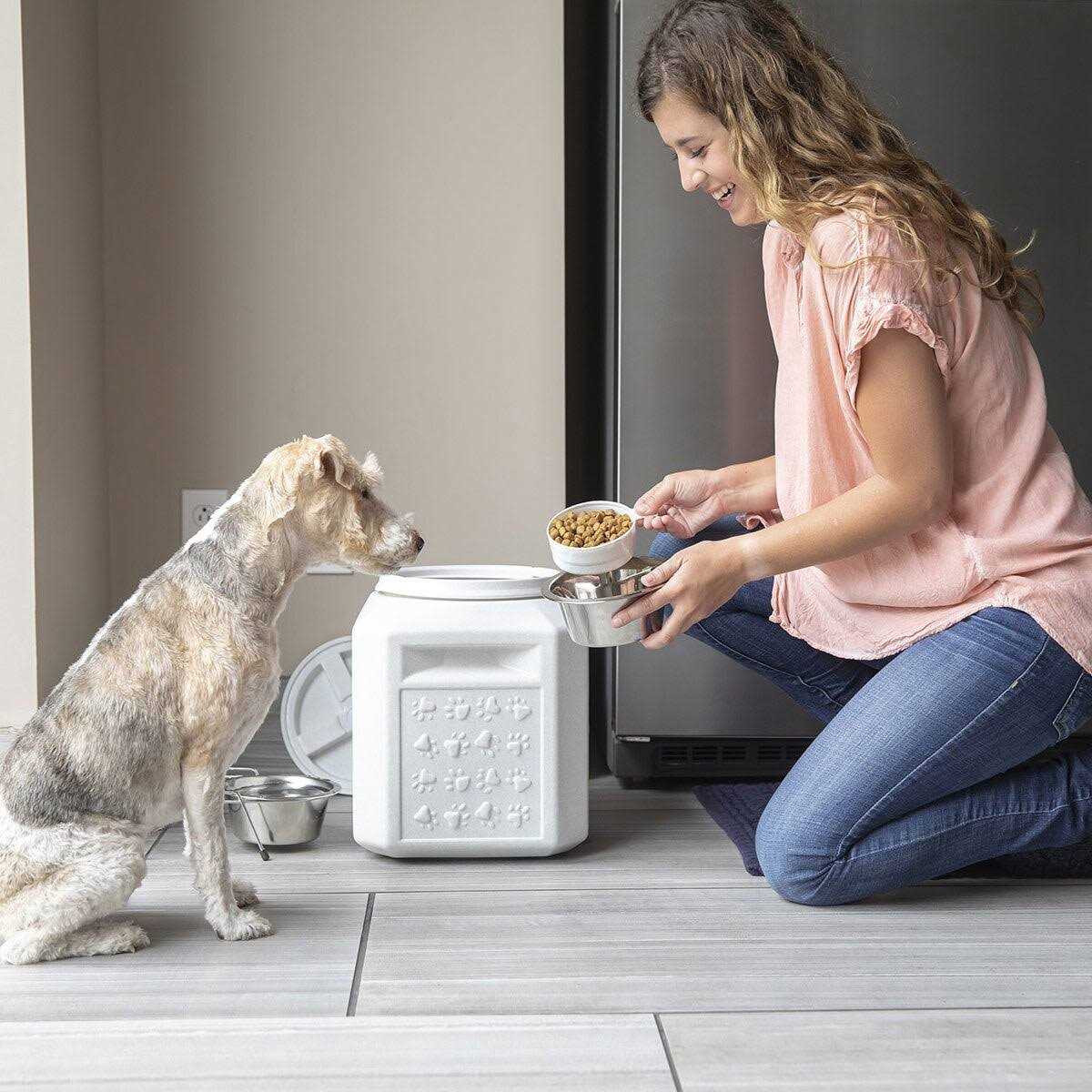 Pet Food Container O55318