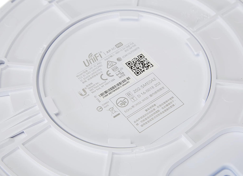 UniFi UAP-AC-PRO 3x3 Gigabit Dual-Band Access Point S8927