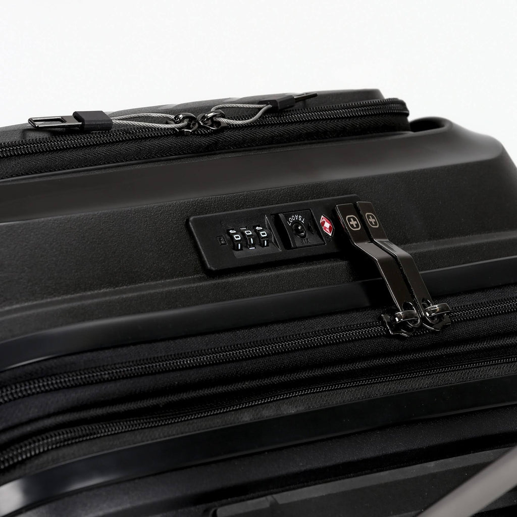 Black Hardside Expandable Carry On Suitcase Y775