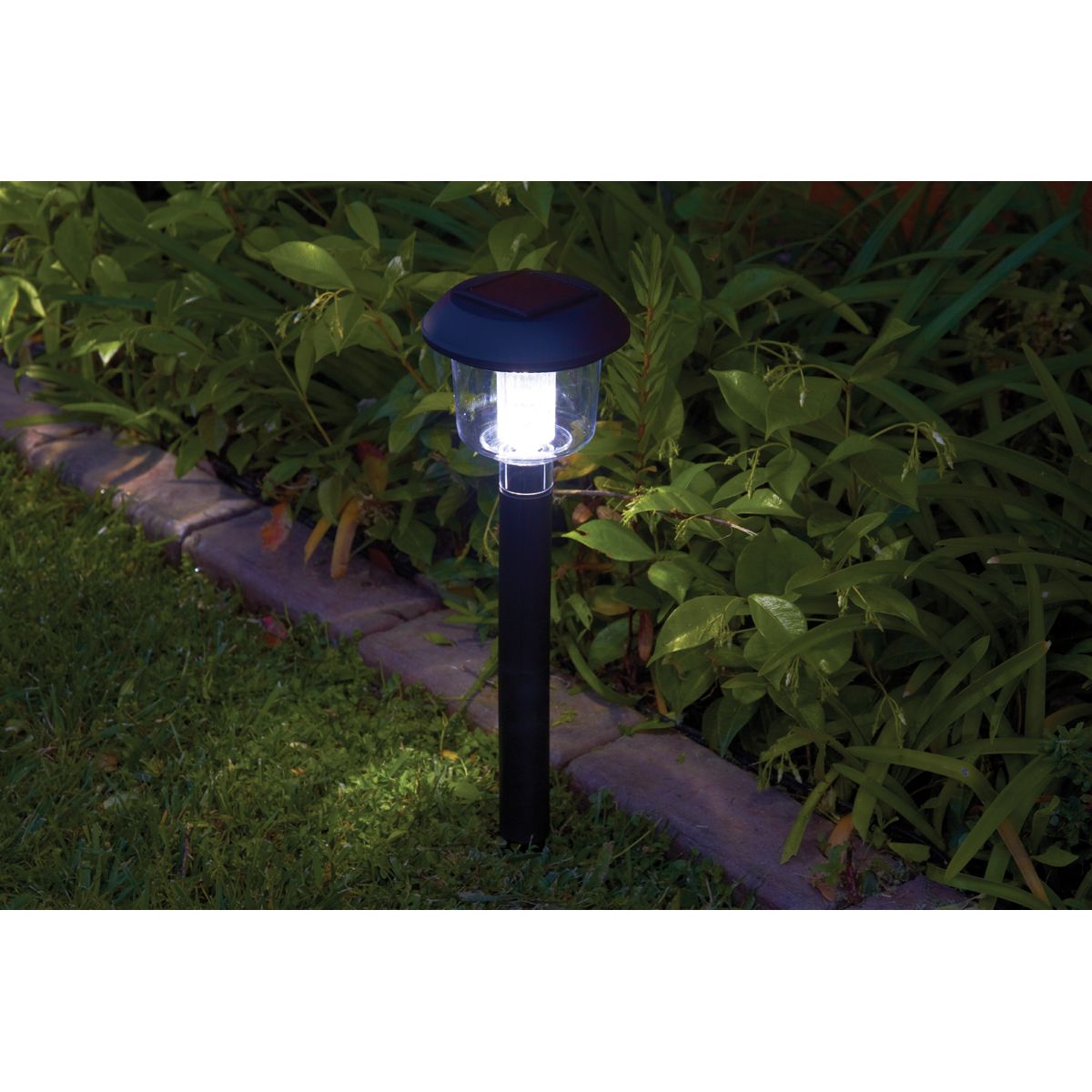 Solar LED Pathway Lights 4 Pack C374034