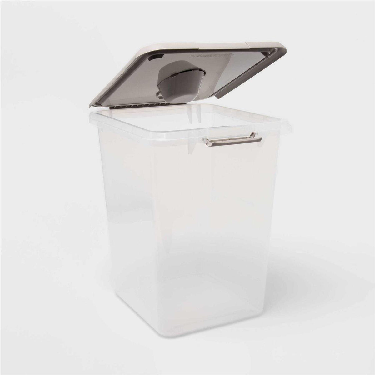 Pet Food Storage Tub with Built-in Scoop U16467